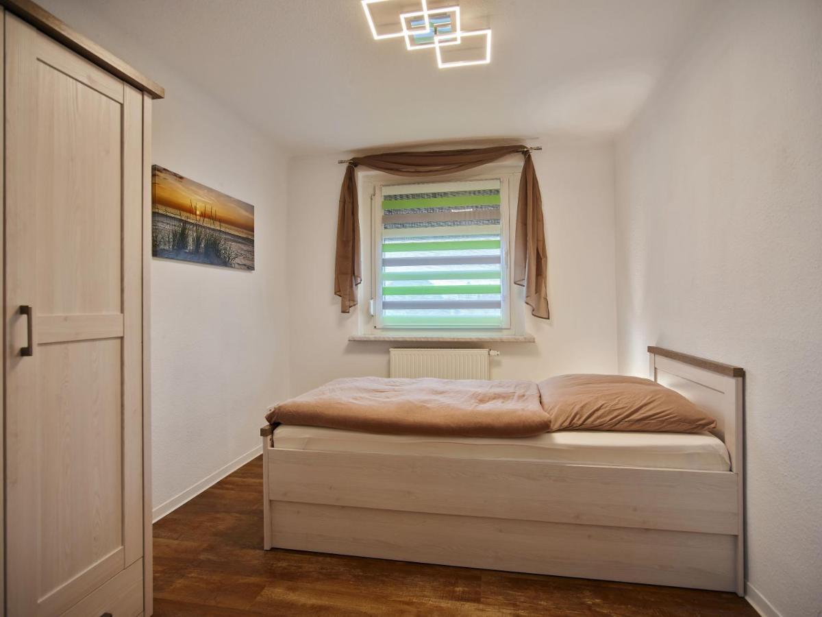 Gaeste- Und Ferienwohnung In Der Sportstadt Riesa Exterior photo